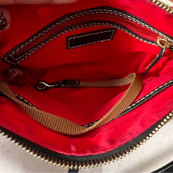 Dooney & Bourke Disney Resort Minnie Mouse Crossbody sold out! Rocks the Dots! - Picture 14 of 17